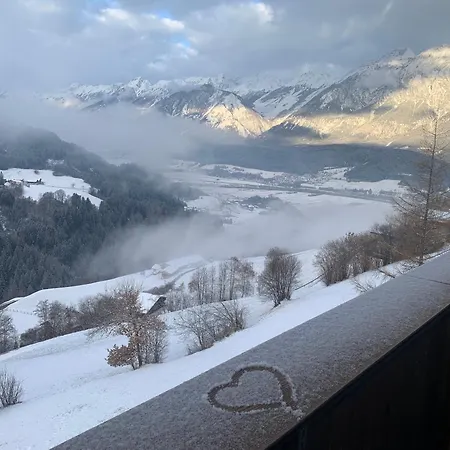 Mit Wundervollem Bergpanoramablick
