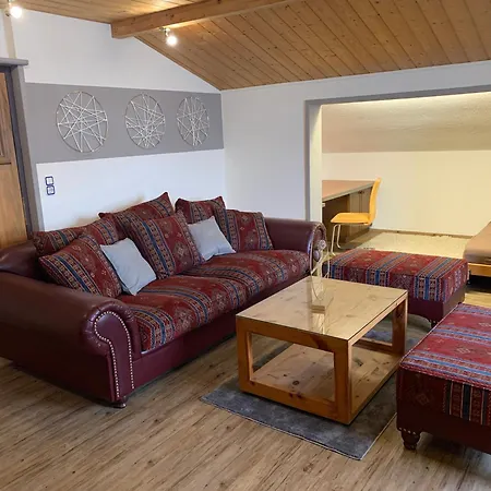 Mit Wundervollem Bergpanoramablick *